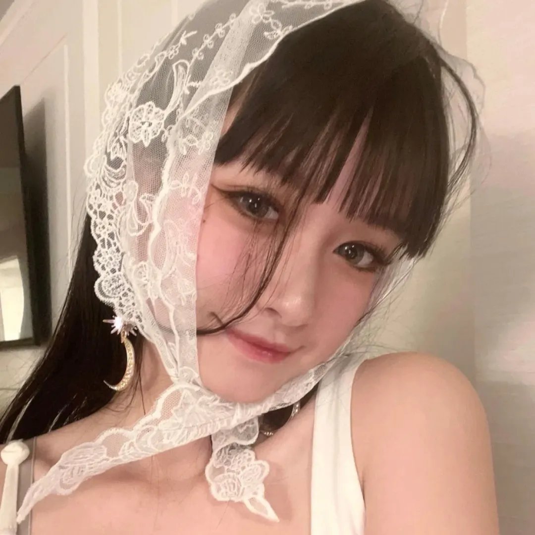 阳光中的青时雨